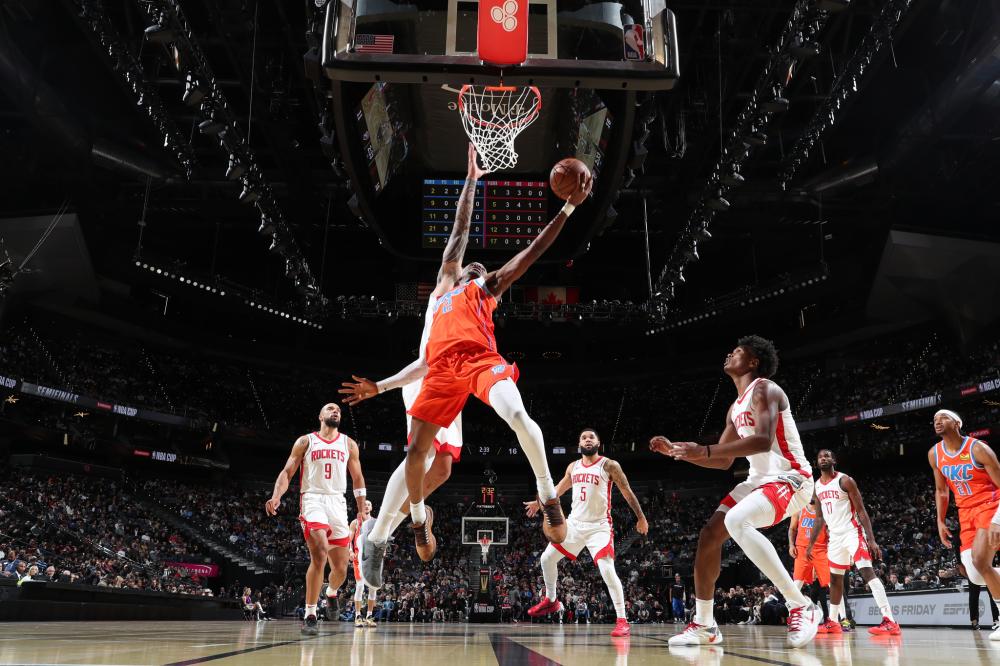 但防线空虚 但防线空虚